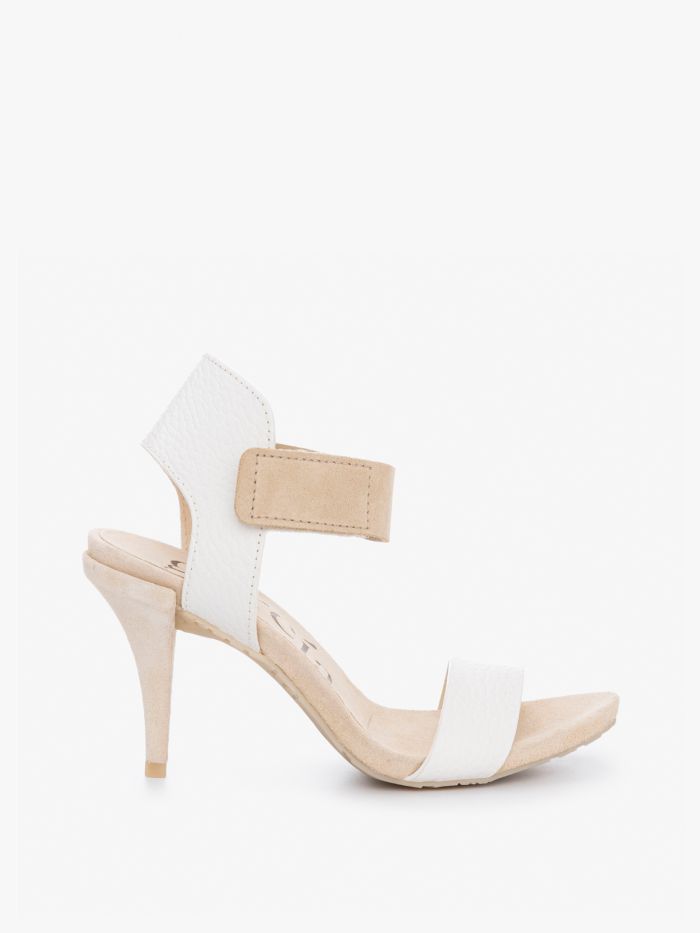 סנדלי עור זמש יולה - נעליים