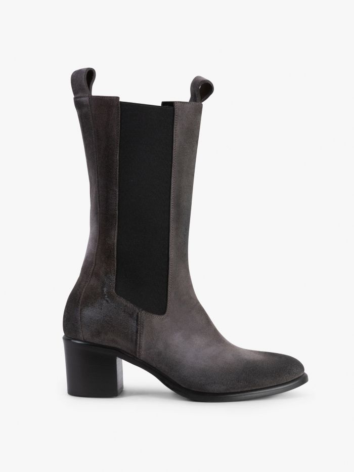 מגפוני עקב מזמש - נעליים