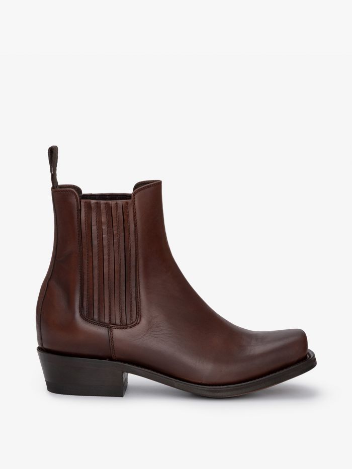 מגפוני עור - נעליים