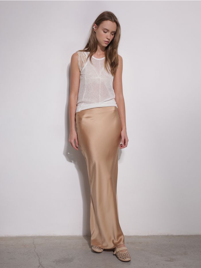 חצאית משי גזרת מקסי - בגדים