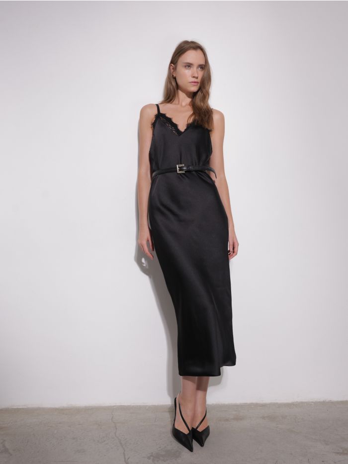 שמלת סליפ - בגדים