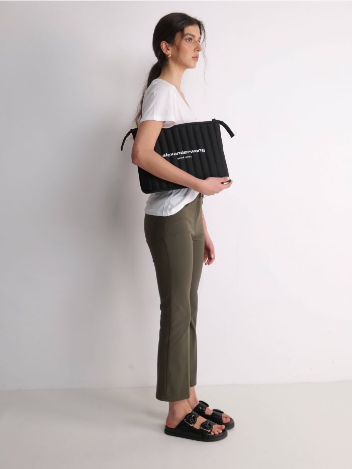 ג’ינס כיסים - בגדים