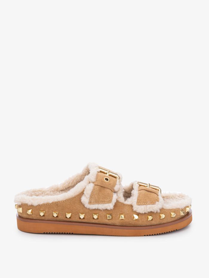 סנדלי ניטים פרוותיים - נעליים