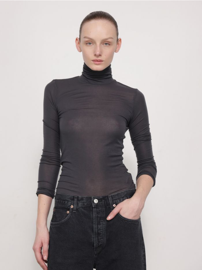 חולצת גולף דקיקה - בגדים