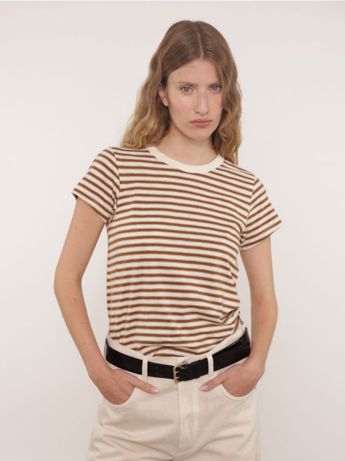 חולצת טי פסים - בגדים