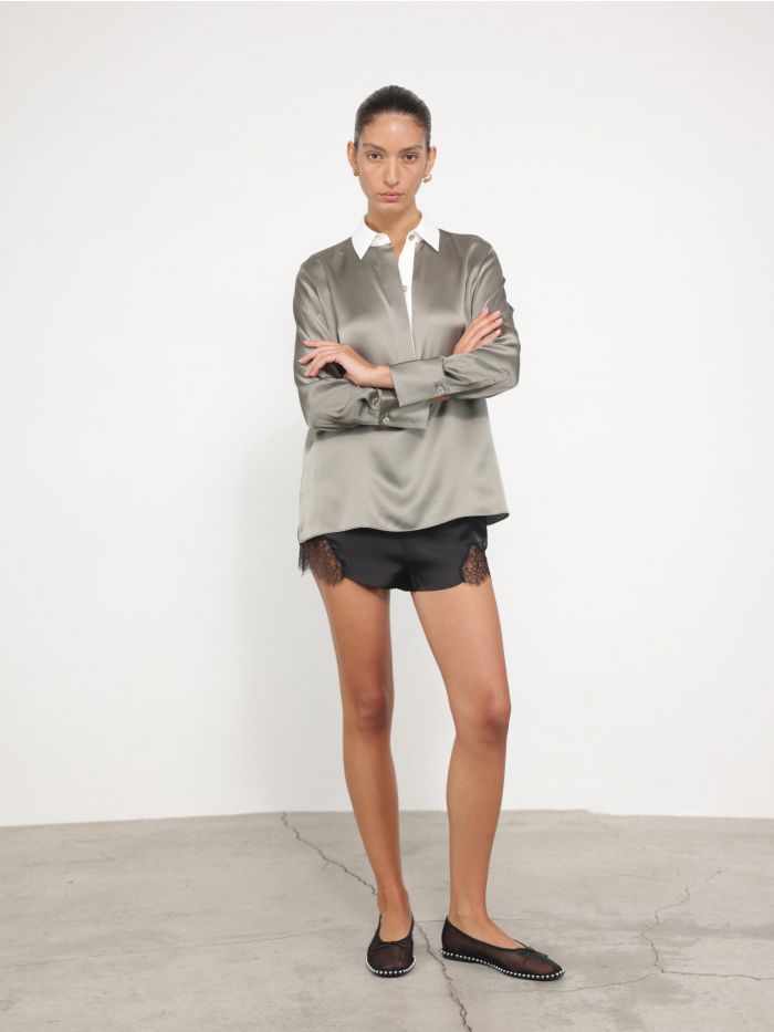 מכנסי סאטן קצרים FARRAH - אביזרים