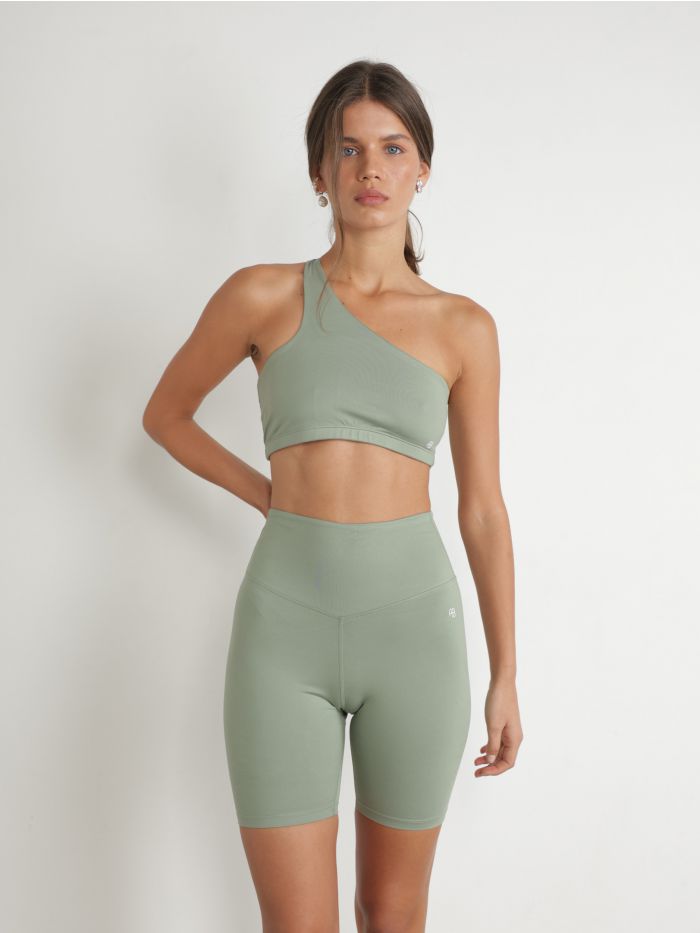 מכנסי בייקר קצרים - בגדים