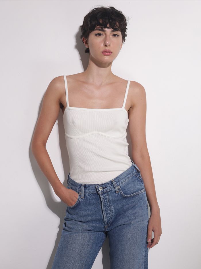 גופיית ריב - בגדים