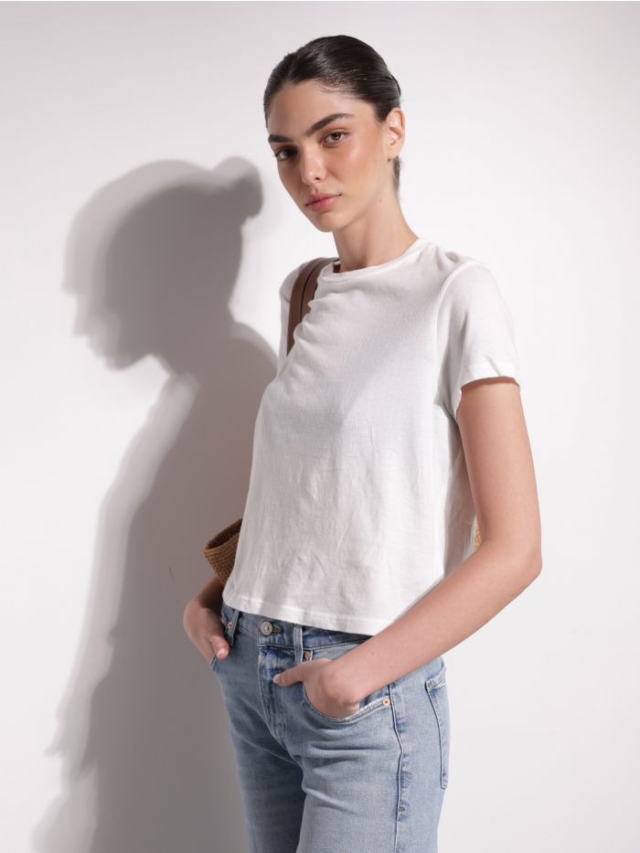 חולצת טי קיילי - בגדים