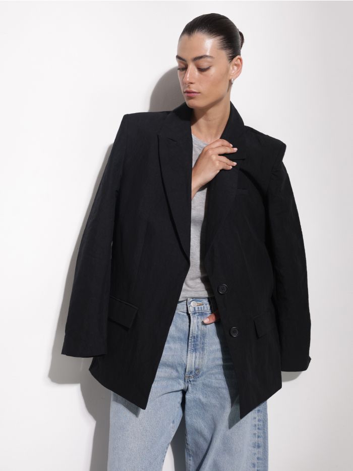 בלייזר פשתן - בגדים