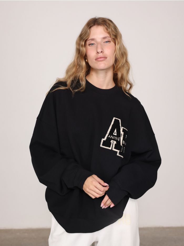 סווטשירט אוברסייז - בגדים