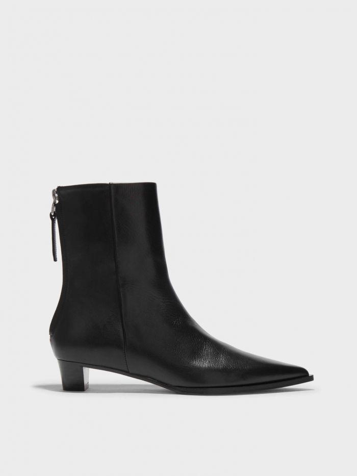 מגפוני עקב חרטום מחודד - נעליים