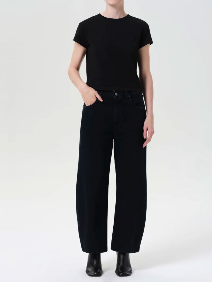 מכנסי ג’ינס קרופ - בגדים