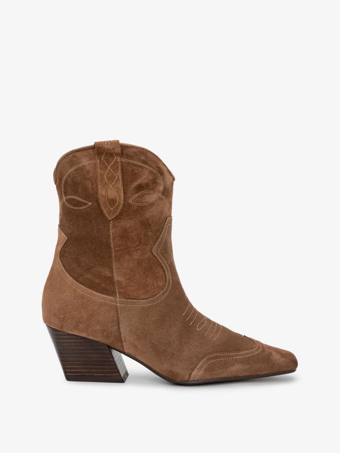 מגפוני עקב בוקרים - נעליים