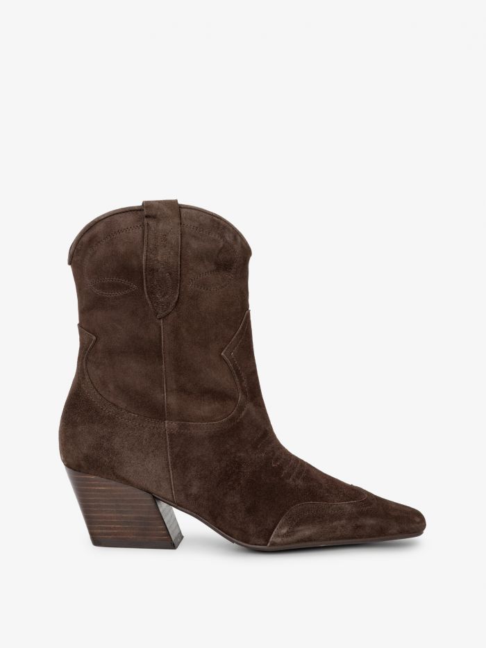 מגפוני עקב בוקרים - נעליים