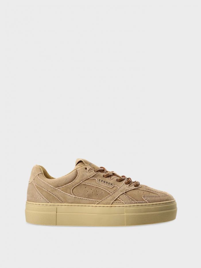 נעלי סניקרס - נעליים