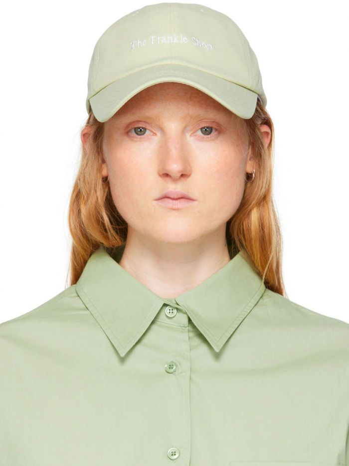 כובע בייסבול - אביזרים