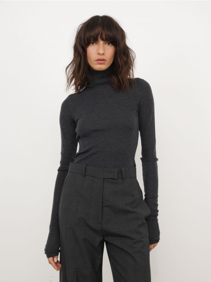 סריג גולף UTICA - בגדים