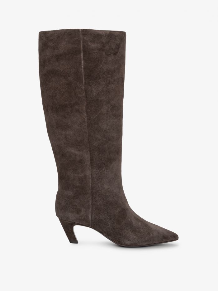 מגפי עקב מעור - נעליים