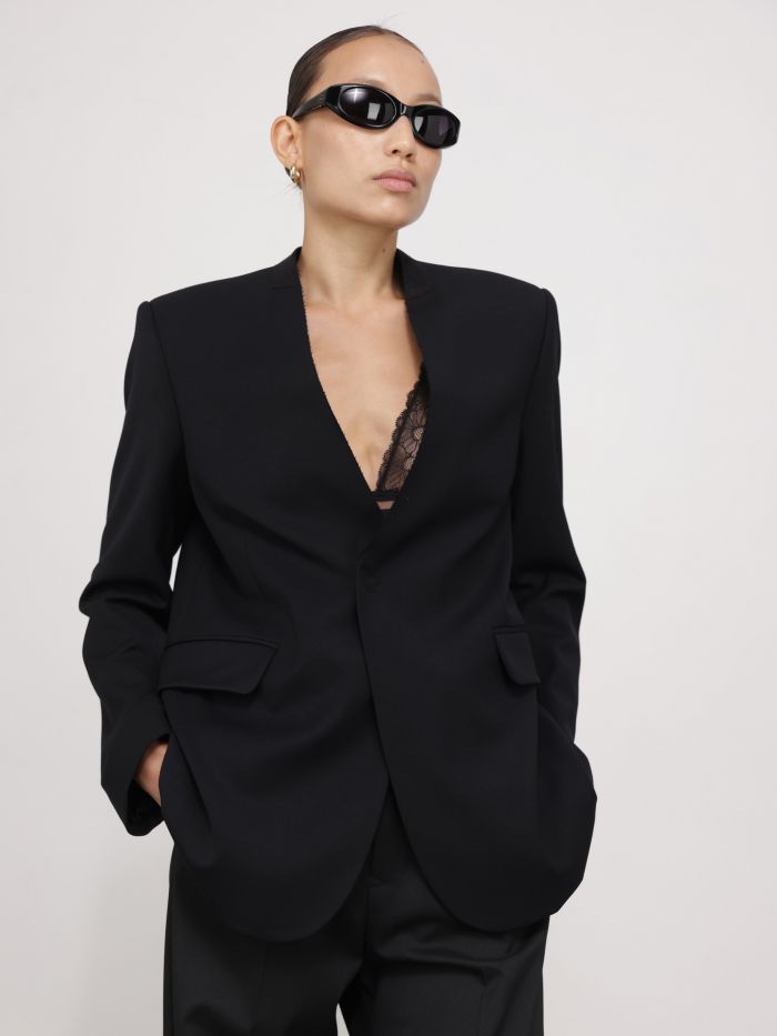 בלייזר מחויט - בגדים