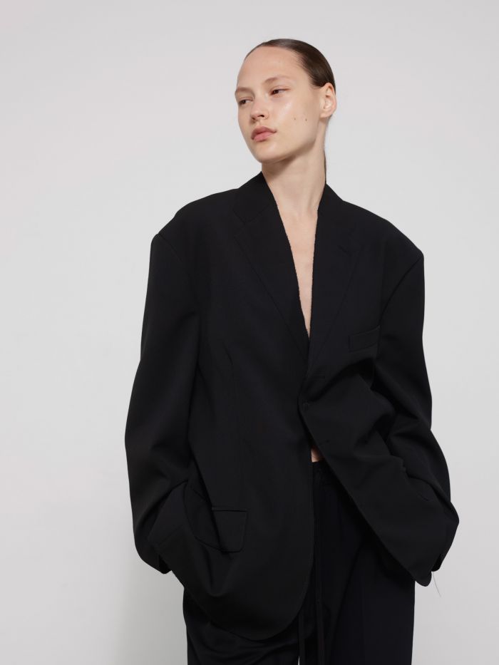 בלייזר מחויט - בגדים