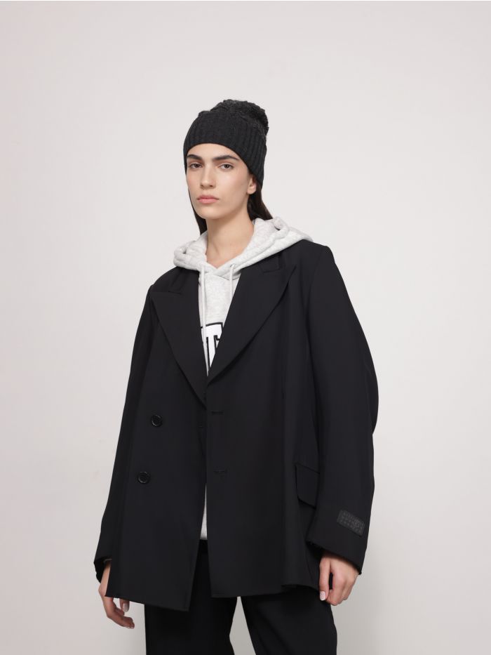 ג’קט מחויט - בגדים