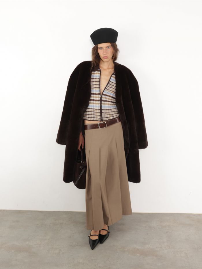 חצאית פליסה - בגדים