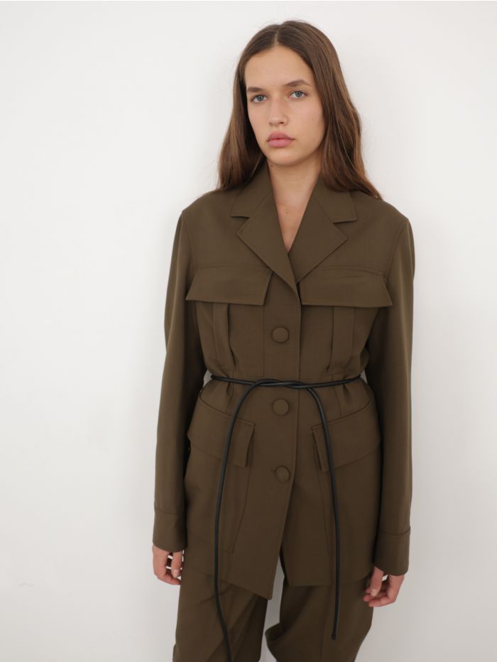 בלייזר ספארי - בגדים