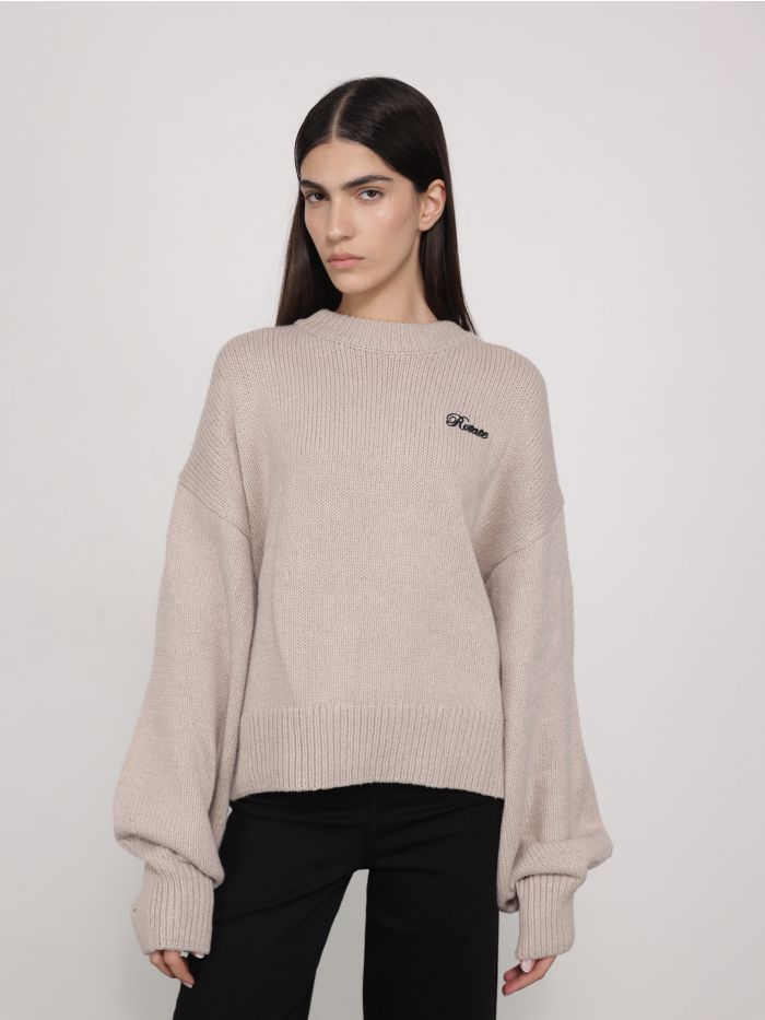 סוודר צמר - בגדים