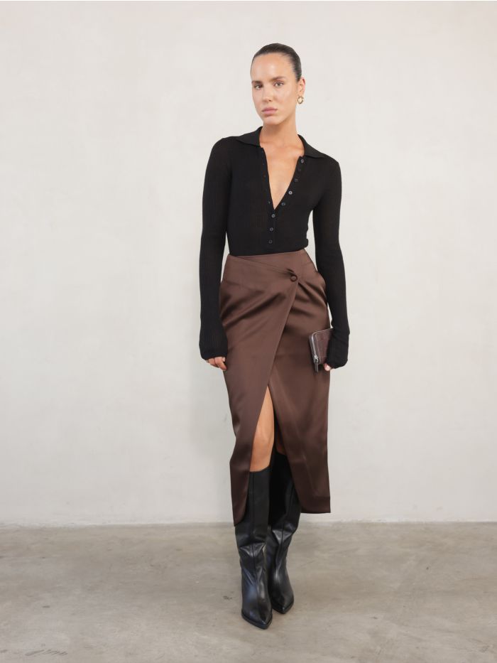 חצאית מידי עפרון - בגדים