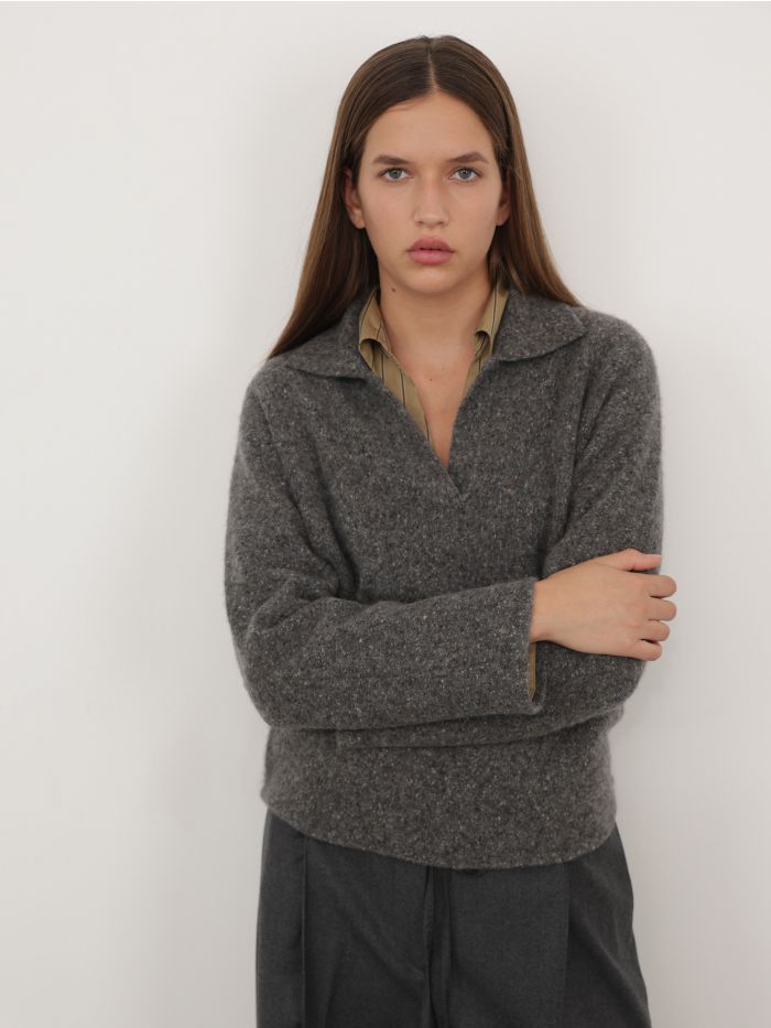 סריג קשמיר מפתח וי - בגדים