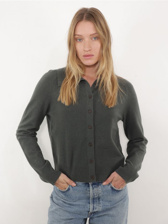 קרדיגן פולו - בגדים