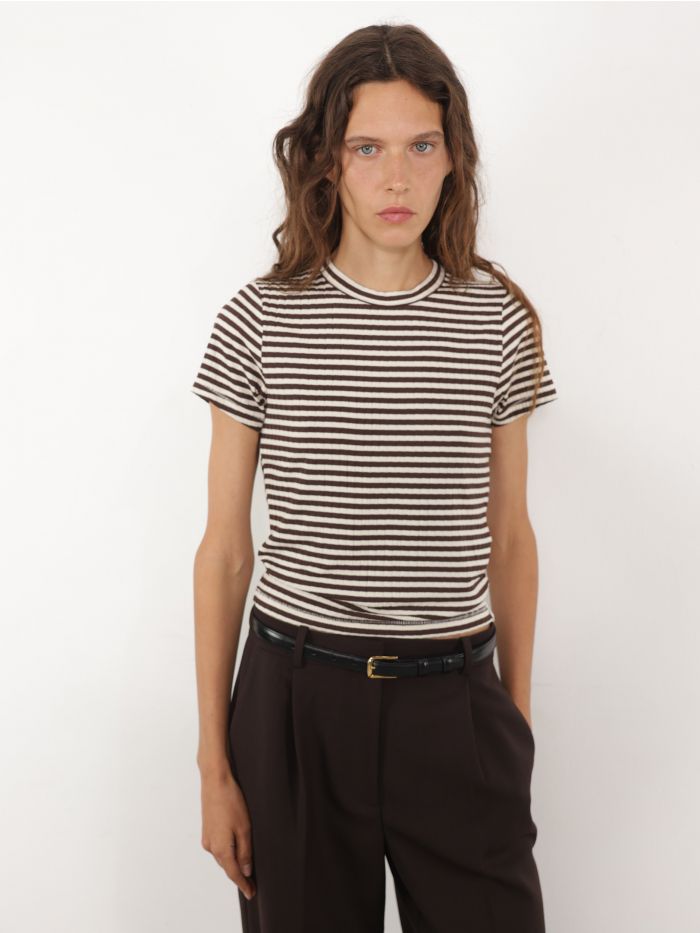 חולצת טי פסים - בגדים