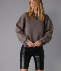 טייץ קצר בד מבריק - בגדים