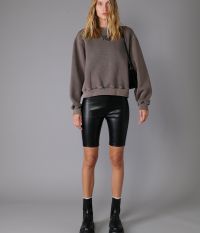 טייץ קצר בד מבריק - בגדים