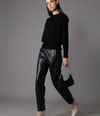 מכנסי עור - בגדים