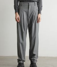 מכנסיים מחויטים - בגדים