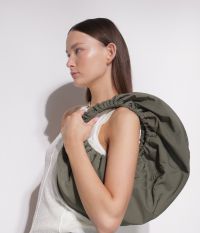 תיק צד עגול קרסנט - תיקים