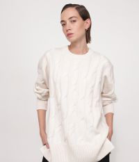 סריג אוברסייז צמות - בגדים