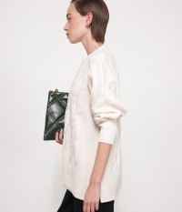 סריג אוברסייז צמות - בגדים