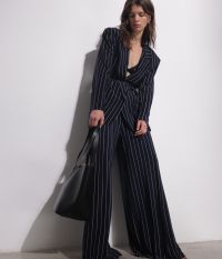 בלייזר פינסטרייפ חגורת מותן - בגדים