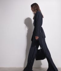 בלייזר פינסטרייפ חגורת מותן - בגדים