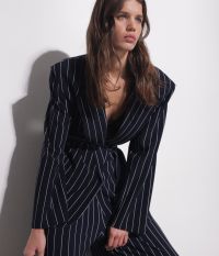 בלייזר פינסטרייפ חגורת מותן - בגדים