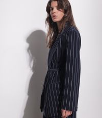 בלייזר פינסטרייפ חגורת מותן - בגדים