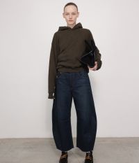 סווטשירט קפוצון - בגדים