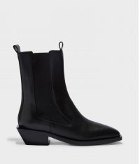 מגפוני עקב מעור - נעליים