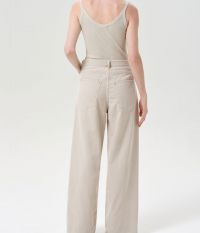 מכנסי ג’ינס VANA - בגדים