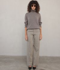 נעלי עקב עם חרטום מחודד - נעליים