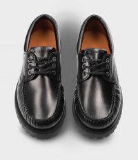 נעלי מוקסינים עם שרוכים - נעליים