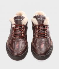 סניקרס מעור ופרווה - נעליים